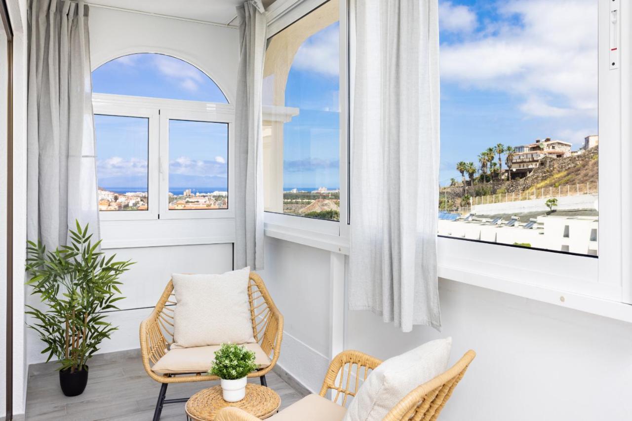 Castle Harbour Apartment อาโรนา ภายนอก รูปภาพ